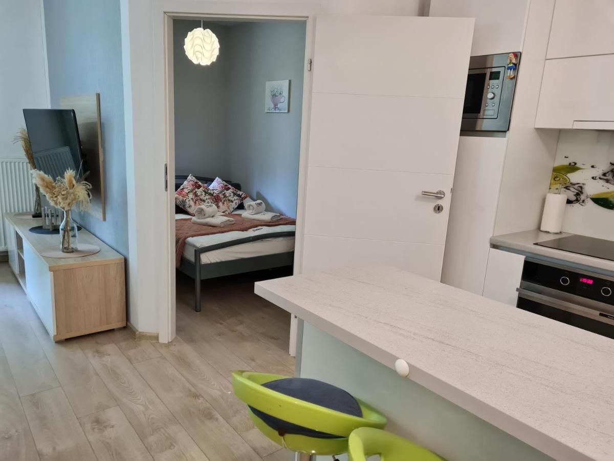 Apartamentyprzymorzu Apartament Z Basenem I Bawialnia Kolobrzeg Exterior photo